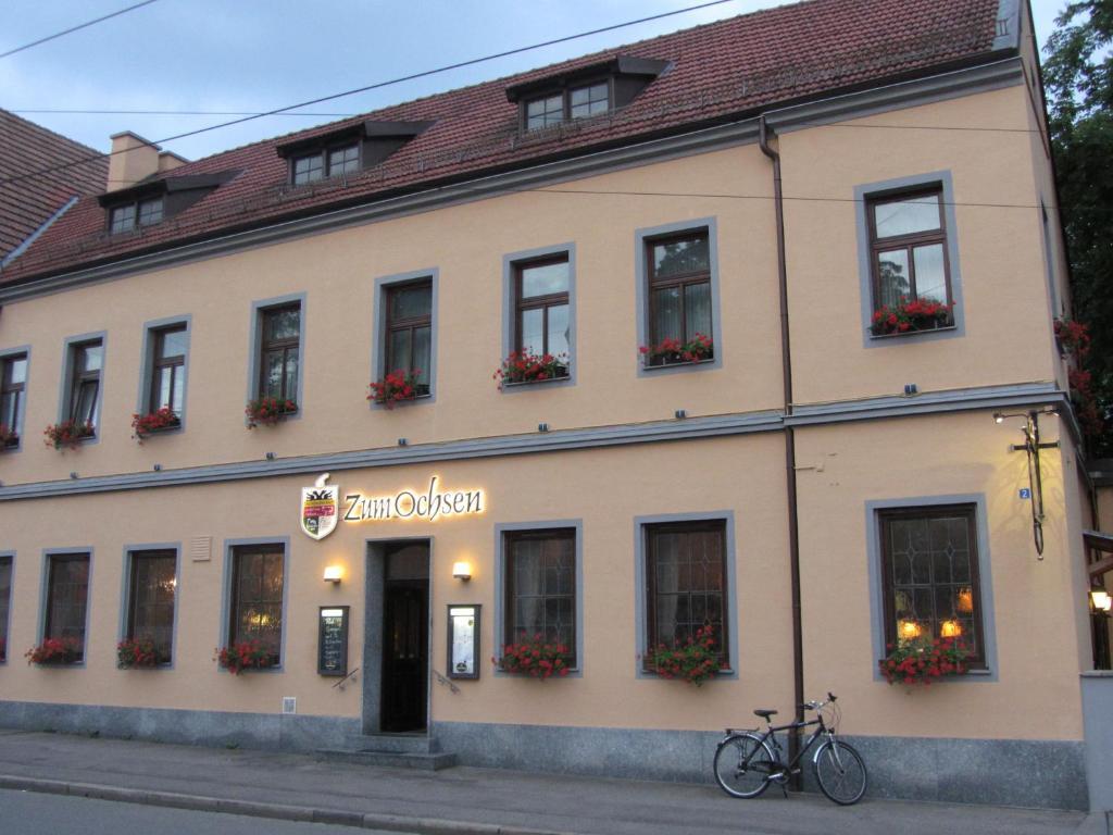 Zum Ochsen Hotel Stadtbergen Buitenkant foto